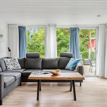 Stunning In With Kitchen Præstø